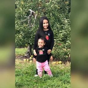 Meet your Posher, Eliset